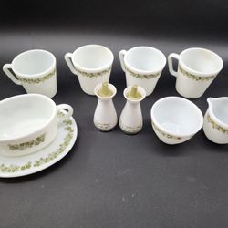 Vintage MCM Pyrex Spring Blossom Crazy Daisy Milk Glass Lot Of 10