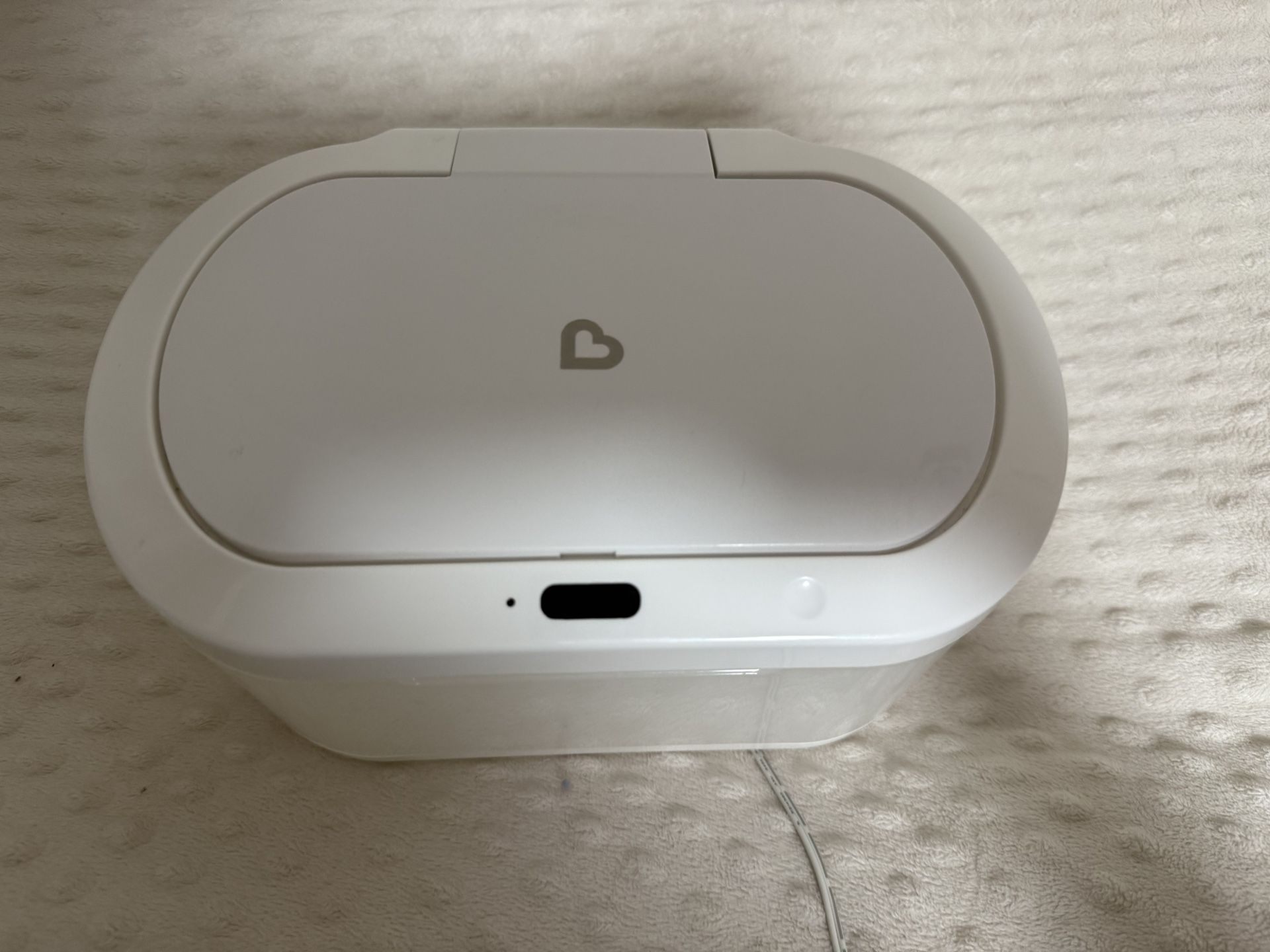 Munchkin Touch Free Baby Wipe Warmer