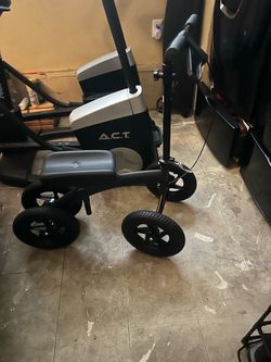 Knee scooter