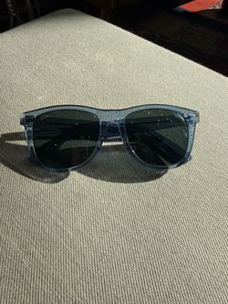 Ray-Ban Wayfarer Sunglasses Red Frame