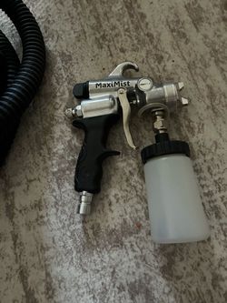 MaxiMist Professional Spray Tan System + Booth