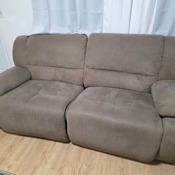 Recliner couch Free / Gratis