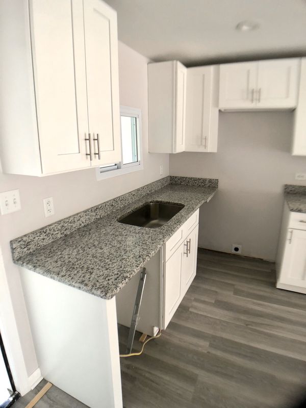 White Shaker Cabinets for Sale in Orlando, FL - OfferUp