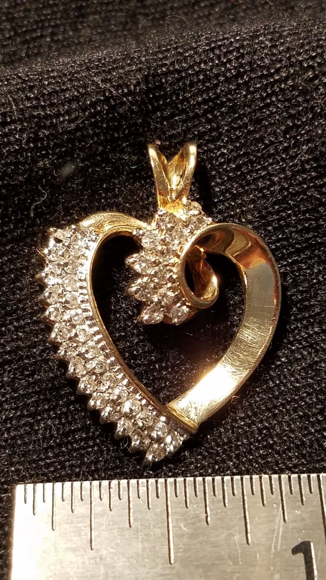 14k 1/2ct. Heart Pendant