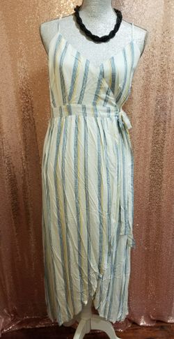 Wrap dress with open back