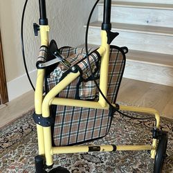 Drive Winnie Lite Supreme three wheel rollator walker