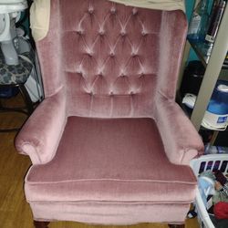 Nursing Chair And Portable Crib