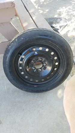 300 spare tire fits all 300s