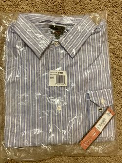 APT.9 Slim Fit Long Sleeve Shirt. (Size Large)