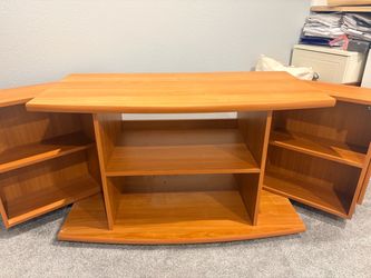 Entertainment console - free