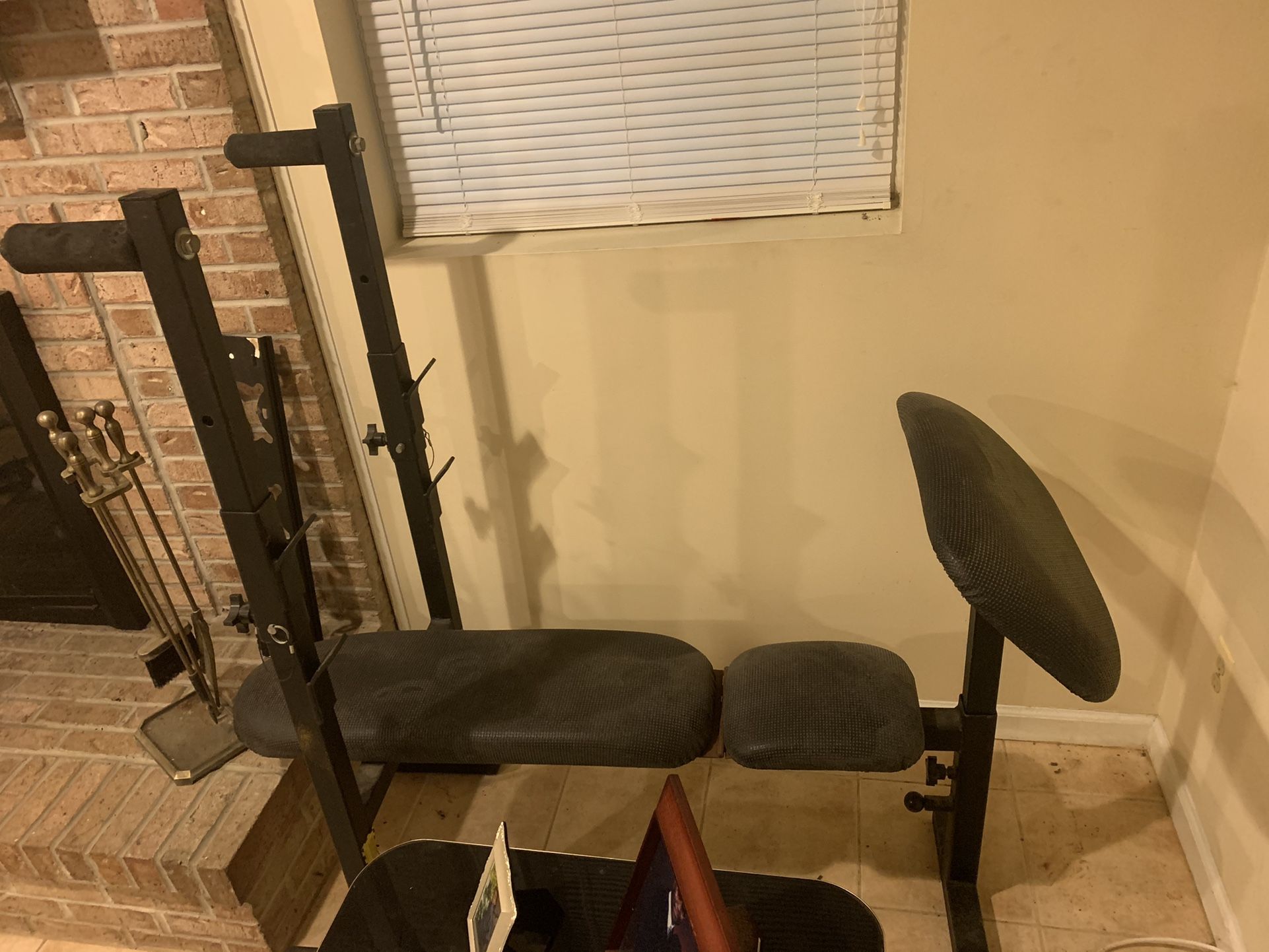 Pending!!!Weight Bench With Leg Extensions And Drip Station