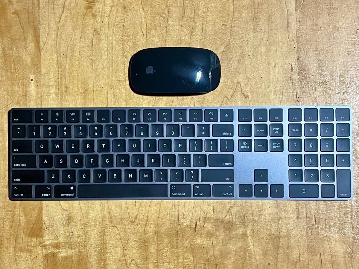 Apple Magic Keyboard A1843 Magic Mouse A1657 Black Bluetooth Wireless