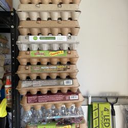 Free Egg containers 🥚 good for crafts or Hobby 😃 have 35+ 🥚