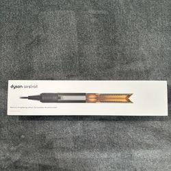 Dyson airstrait