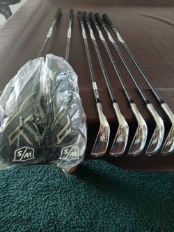 Wilson golf launch pad 2 iron set