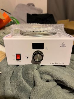Wax warmer