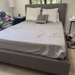 Queen Bed With Storage And Mattress