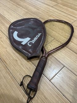 OMEGA VINTAGE Tennis Racquet With Cover 5105 3 7/8