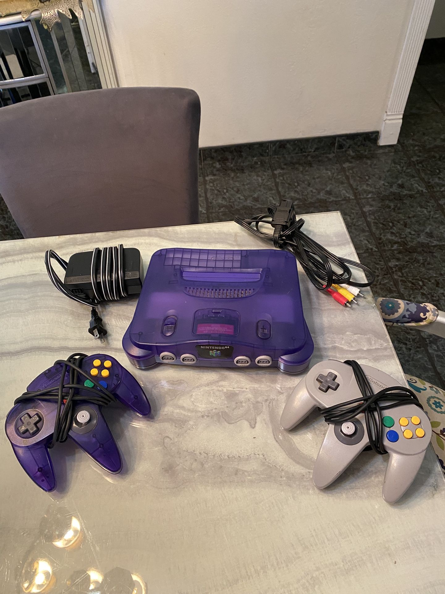 Nintendo 64, Purple Edition