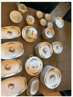 Vintage Floral Porcelain Dinnerware Set Edelstein Bavaria china