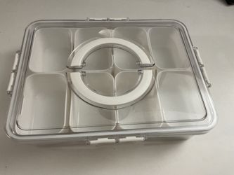 Brand New 8-Compartment "Snackle Box" Snack Organizer
