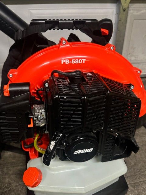 Echó 216 MPH 517 CFM 58.2cc Gas 2-Stroke Backpack Leaf Blower with Tube Throttle