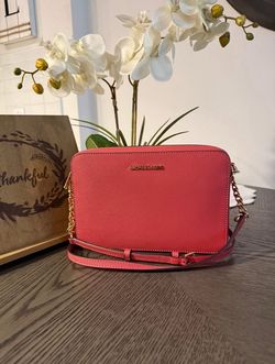 Michael Kors crossbody New