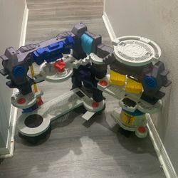 Fisher-Price Imaginext DC Super Friends Batcave