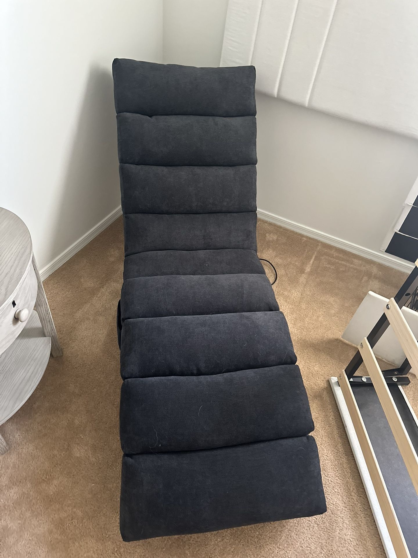 Vibrating Massage Chair