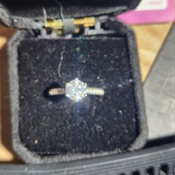 1.00 Carat Diamond Moissanite 925 Silver Ring w/COA LTW 367

