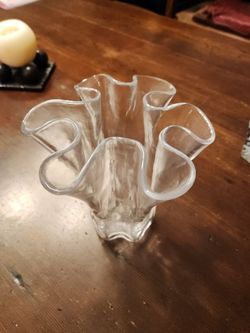 GLASS FLOWER VASES - NICE ASSORTMENT