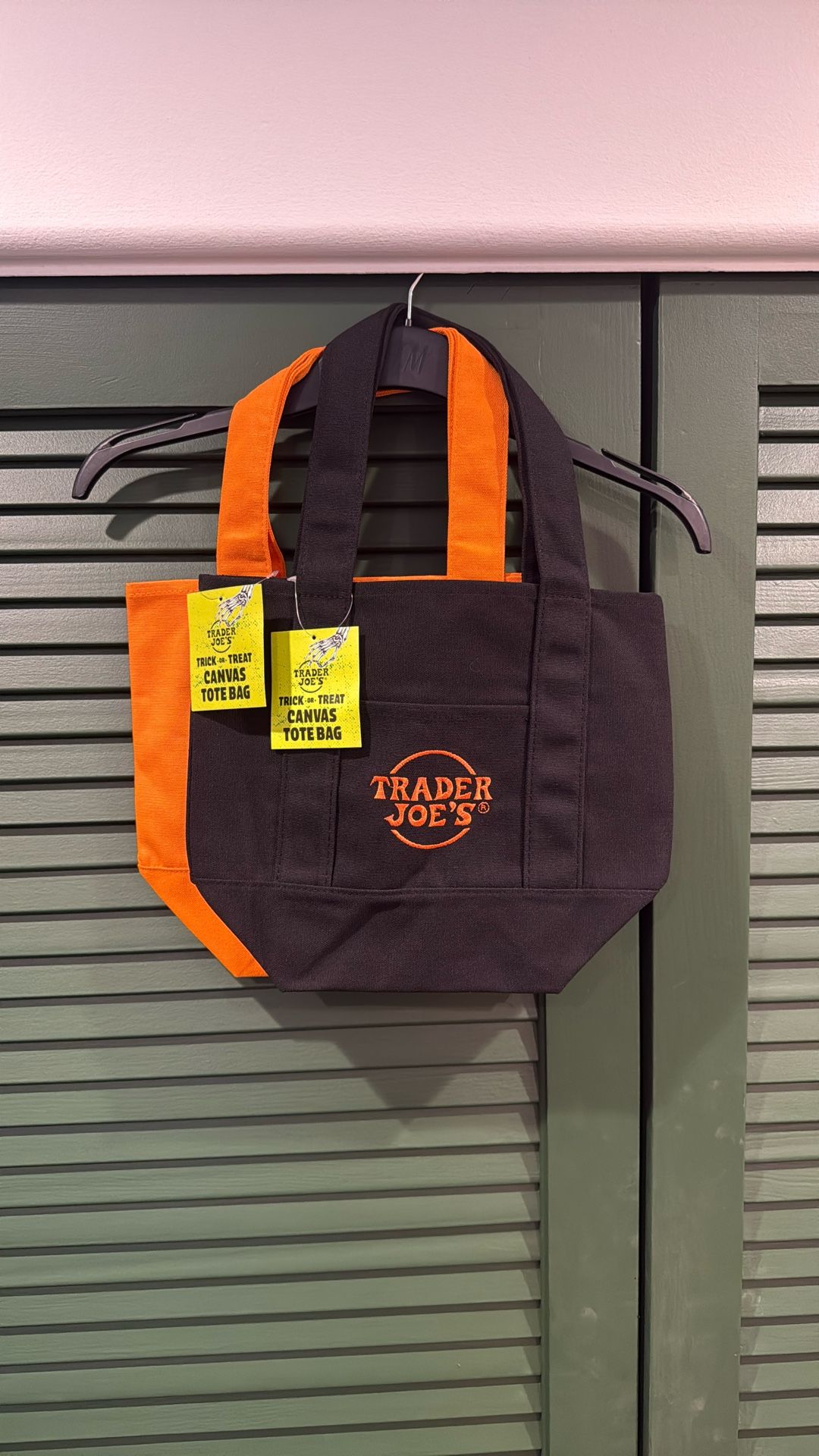 trader joe’s halloween tote bags 2025 NWT
