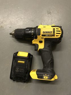 Dewalt 20v Drill With Battery And Charger