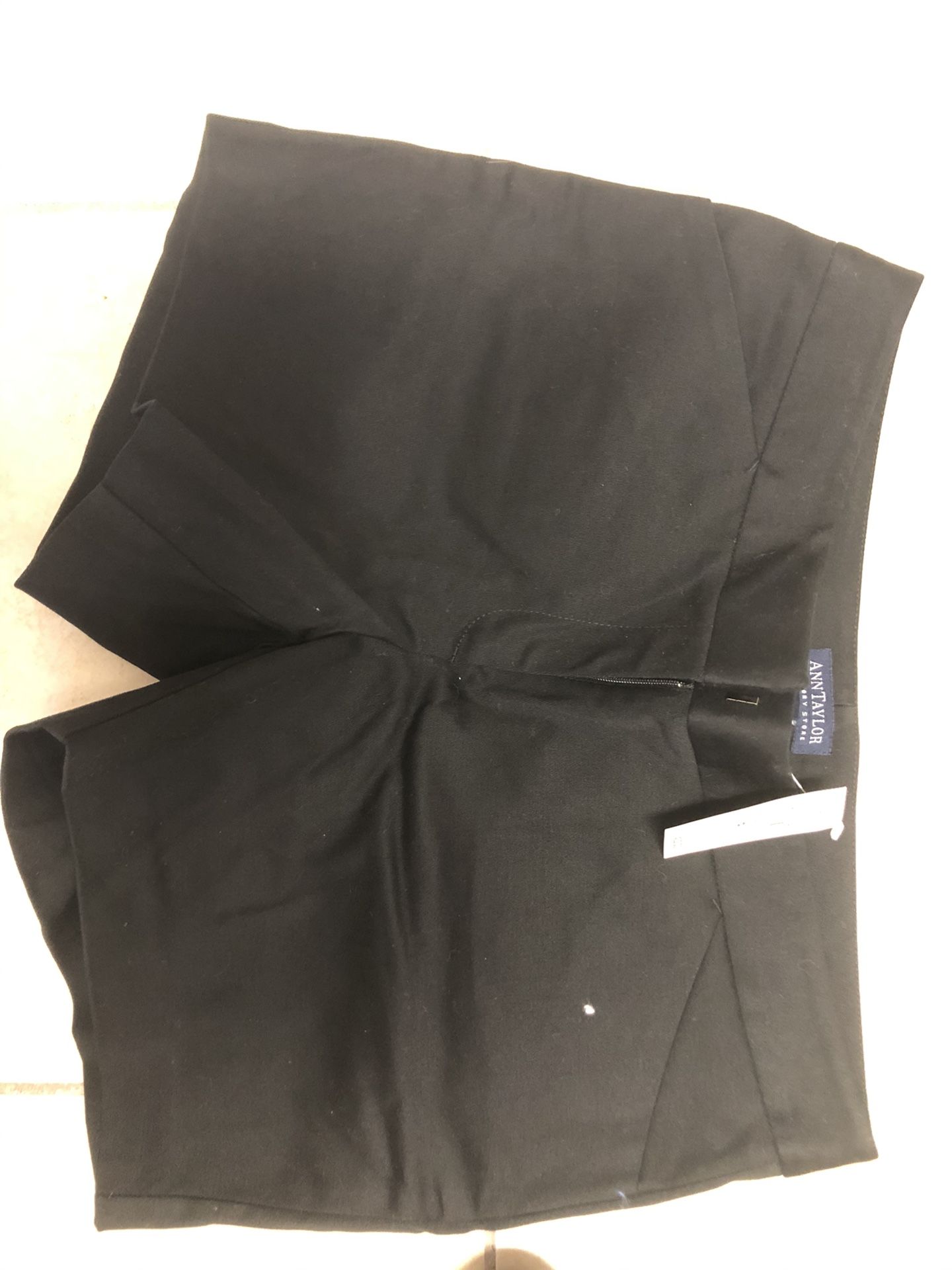 Ann Taylor women’s shorts