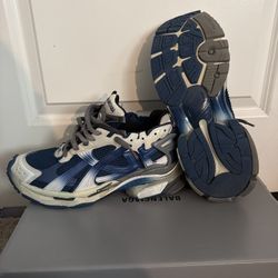 Balenciaga Runners Size 42