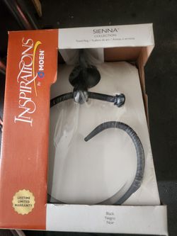 Moen Towel Ring And Toilet Tissue Holder NEW