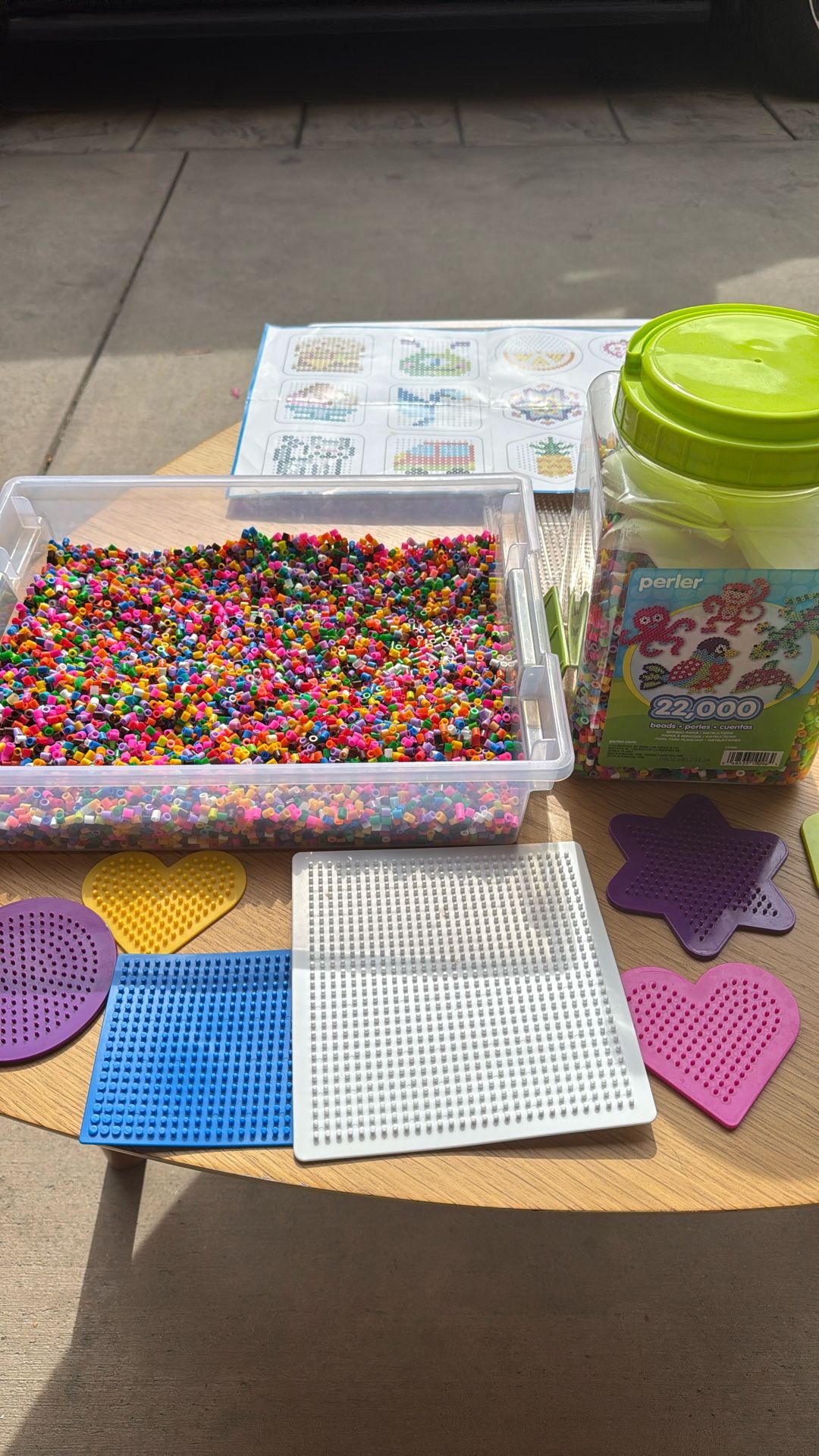 25,000 Fuse Beads with Forming Plates & Ironing Paper