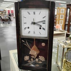 Antique Wind Up Clock 