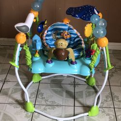 BRAND NEW FINDING NEMO BABY ACTIVITY JUMPER MUSIC LIGHTS AND SONGS WORKS!!!!