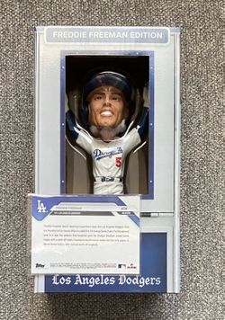 LA Dodgers * Freddie Freeman “18th Inning Walk-Off” Bobblehead + Topps Card