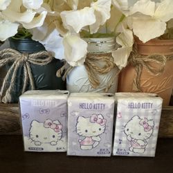 Hello Kitty , Pochacco Kleenex 