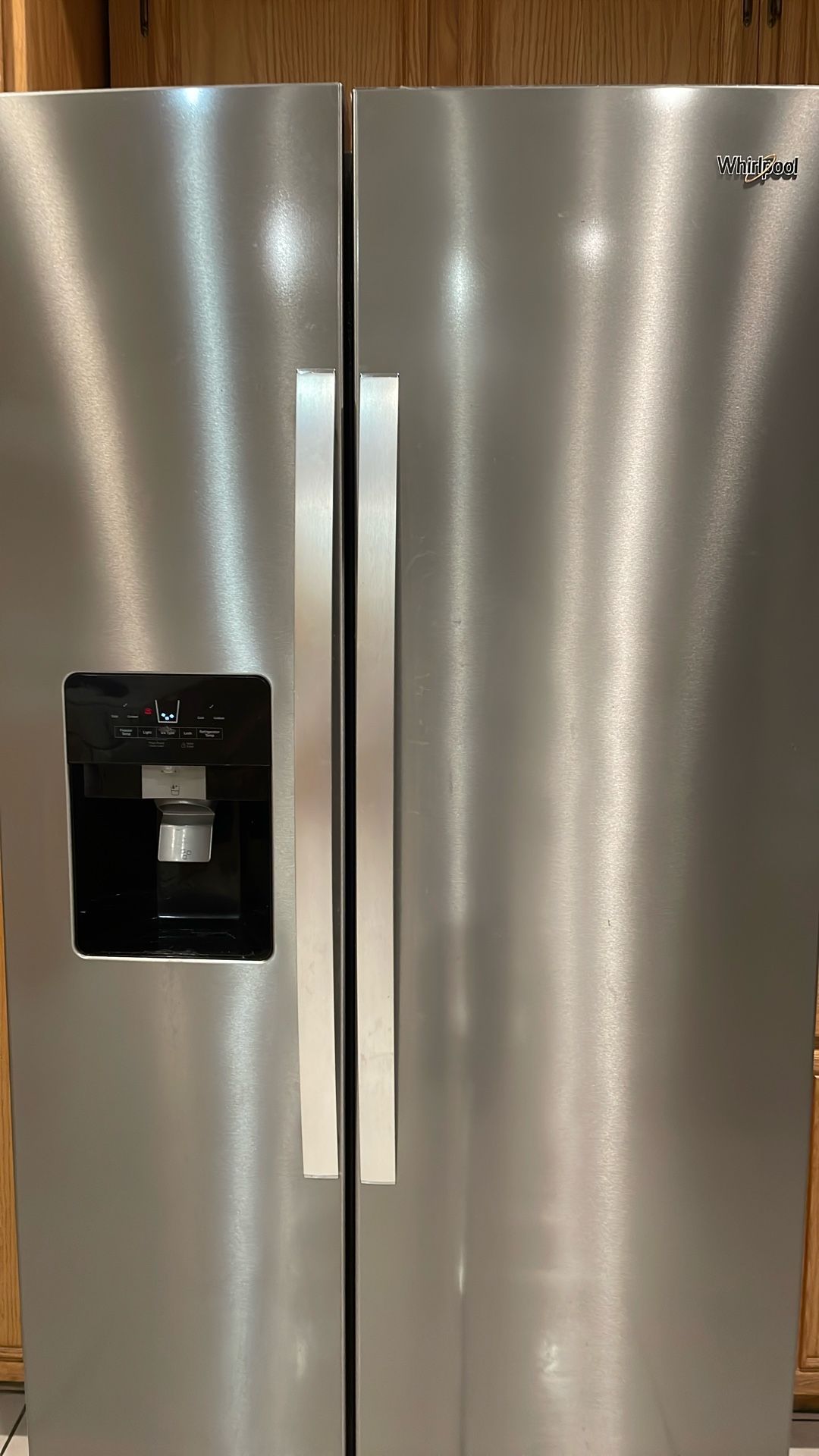 Whirlpool Refrigerator (WRS325SDHZ)
