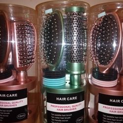 Professional Quality Hair Brushes 