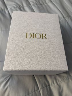 Purse Gift Box Like New