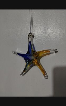 SIGNED LK ( LUKE ADAMS), STARFISH PAPERWEIGH/ SUN CATCHER 7" - F1000
