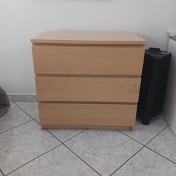 Light Wood Color Chest For Clothing Or Grosery.