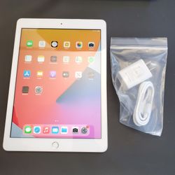 Apple iPad 6 - Wifi & Cellular - Like New