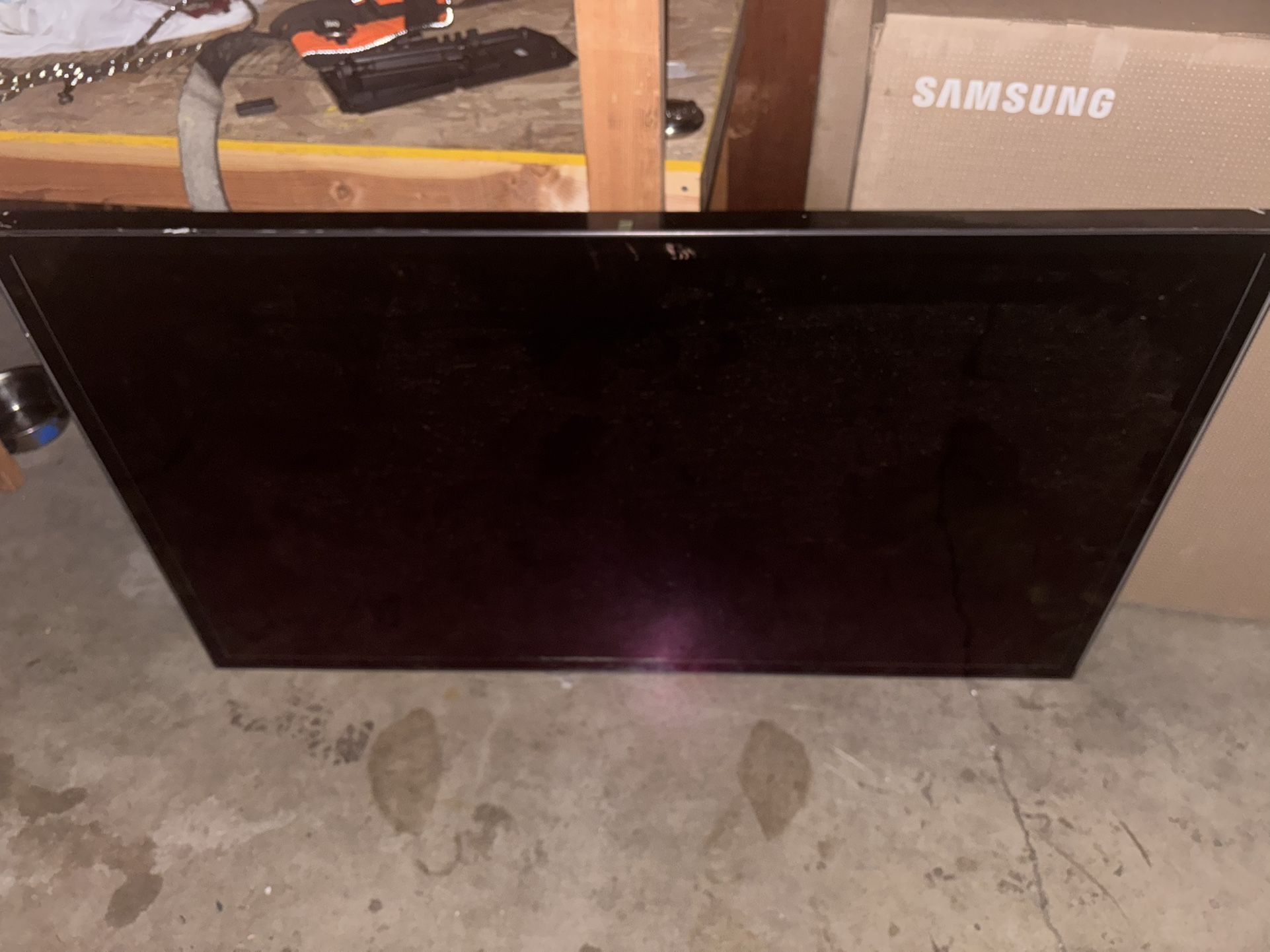 Samsung OH55F