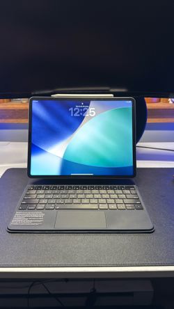 iPad Pro 6th gen 256 GB M2 WiFi + Cellular