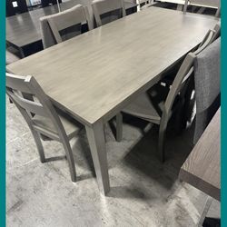 Brand New! Table plus 4 chairs6